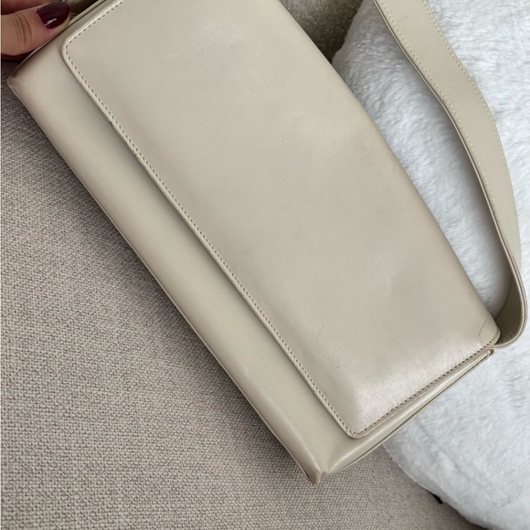 Vintage Holt Renfrew Bag - Picture 3 of 9